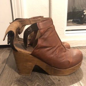 Free People clogs